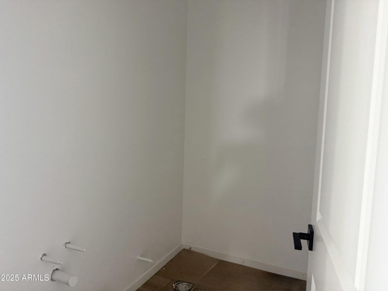 024- Powder Bathroom