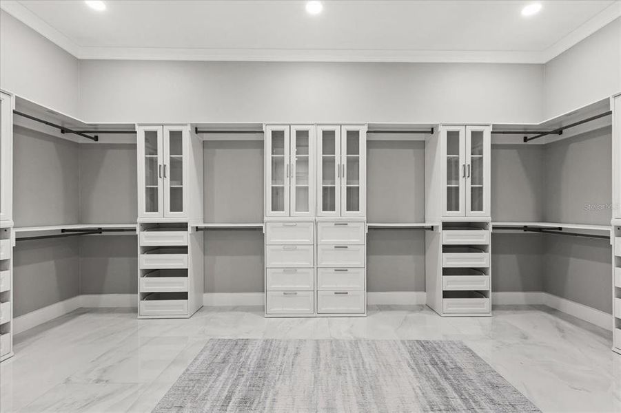 Spacious, unfurnished interior of a new home in , Clermont (Image 68). Spacious, unfurnished interior of a new home in , Clermont (Image 68).