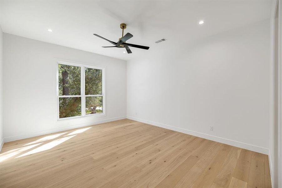 Spacious, unfurnished interior of a new home in , Dallas (Image 19). Spacious, unfurnished interior of a new home in , Dallas (Image 19).