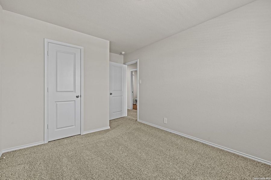 Spacious, unfurnished interior of a new home in Redbird Ranch, San Antonio (Image 20). Spacious, unfurnished interior of a new home in Redbird Ranch, San Antonio (Image 20).