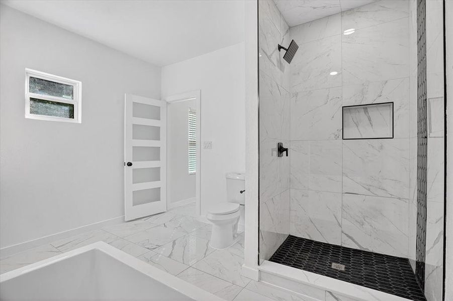 Furnished interior view inside a new home in , Granbury (Image 11).