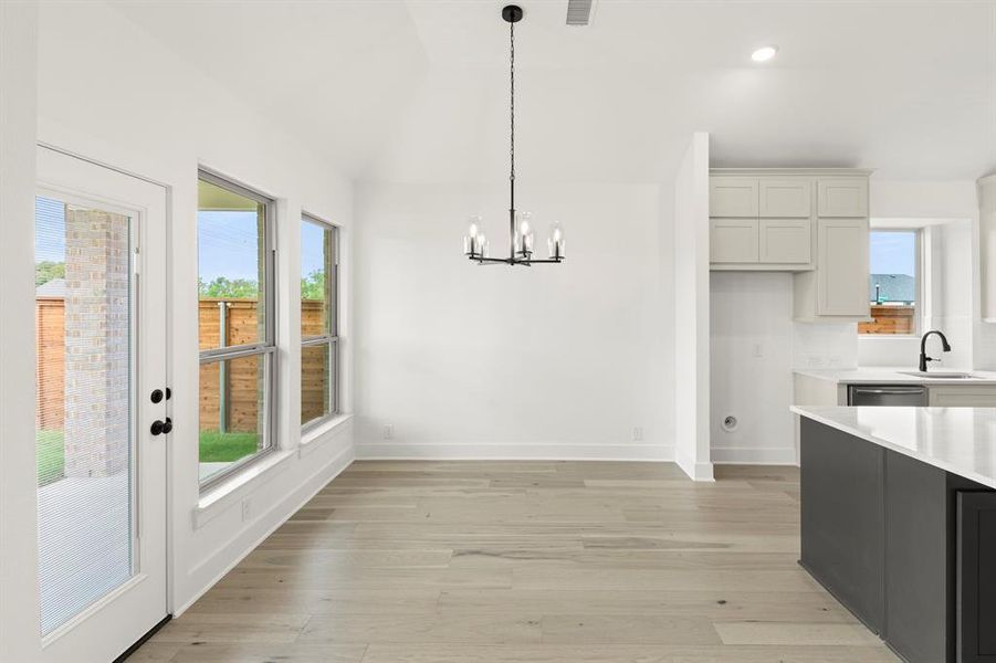 14. 1812 Possum - Nook (2) 14. 1812 Possum - Nook (2)