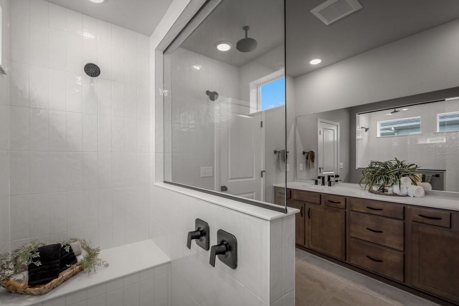 Owner's Bath Owner's Bath