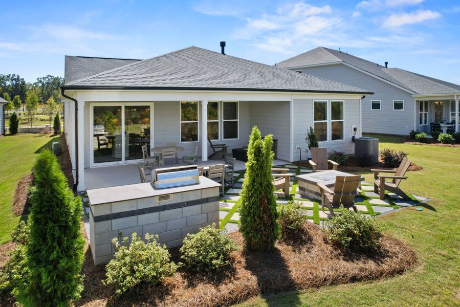 Representative exterior details of a home built from the Palmary by Del Webb in Del Webb Carolina Ridge, Midland (Image 34).