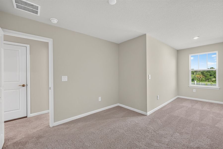 Spacious, unfurnished interior of a new home in Crosswind Ranch, Parrish (Image 12).