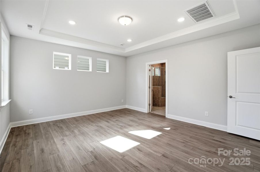 Spacious, unfurnished interior of a new home in Rone Creek, Waxhaw (Image 30). Spacious, unfurnished interior of a new home in Rone Creek, Waxhaw (Image 30).