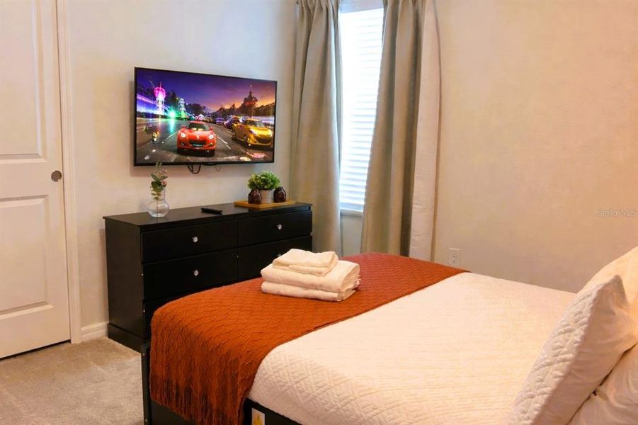 Furnished interior view inside a new home in , Clermont (Image 7).