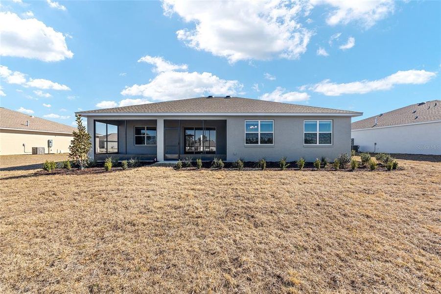 Exterior details and patio area of a home in , Ocala (Image 23).