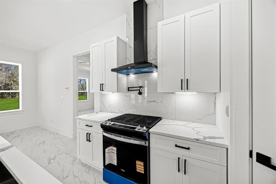 Furnished interior view inside a new home in , Dayton (Image 9).