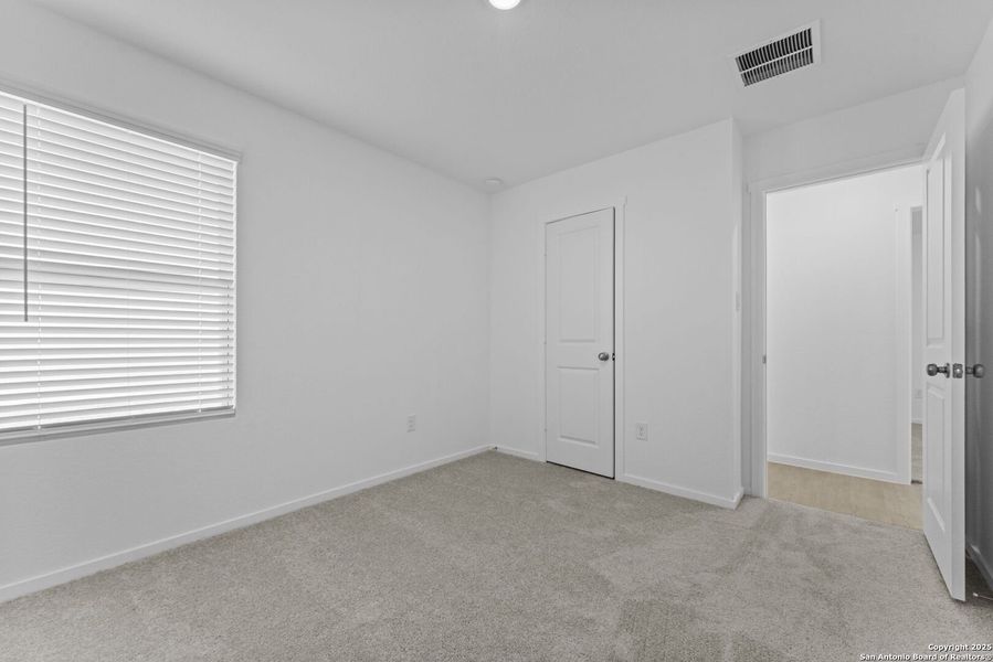 Spacious, unfurnished interior of a new home in Torian Village: Belmar Collection, San Antonio (Image 15).