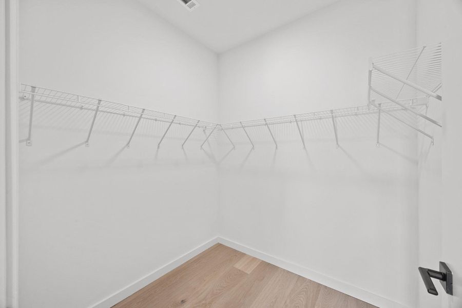 Spacious, unfurnished interior of a new home in One Oak, Austin (Image 15). Spacious, unfurnished interior of a new home in One Oak, Austin (Image 15).