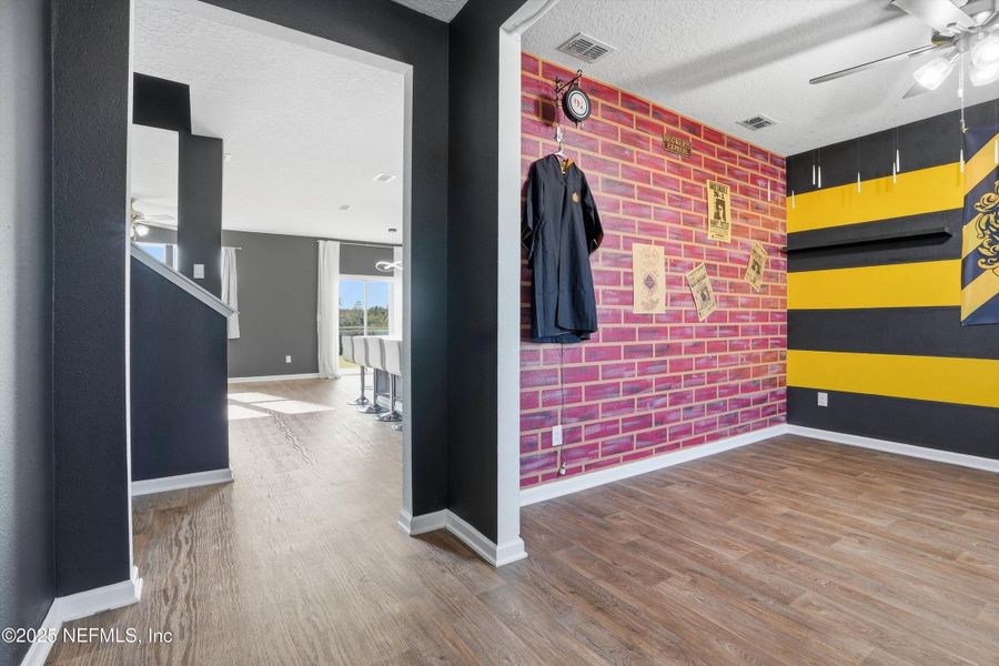 Image 38 of a home in Sawmill Branch Express. Image 38 of a home in Sawmill Branch Express.