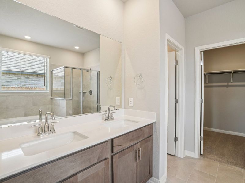 Furnished interior view inside a new home in Lark Canyon, New Braunfels (Image 11).