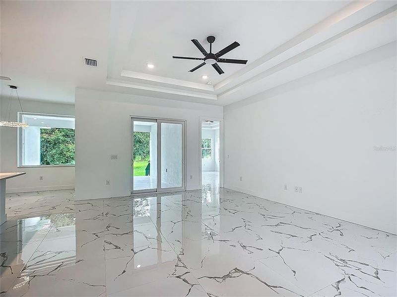 Spacious, unfurnished interior of a new home in , Plant City (Image 38). Spacious, unfurnished interior of a new home in , Plant City (Image 38).