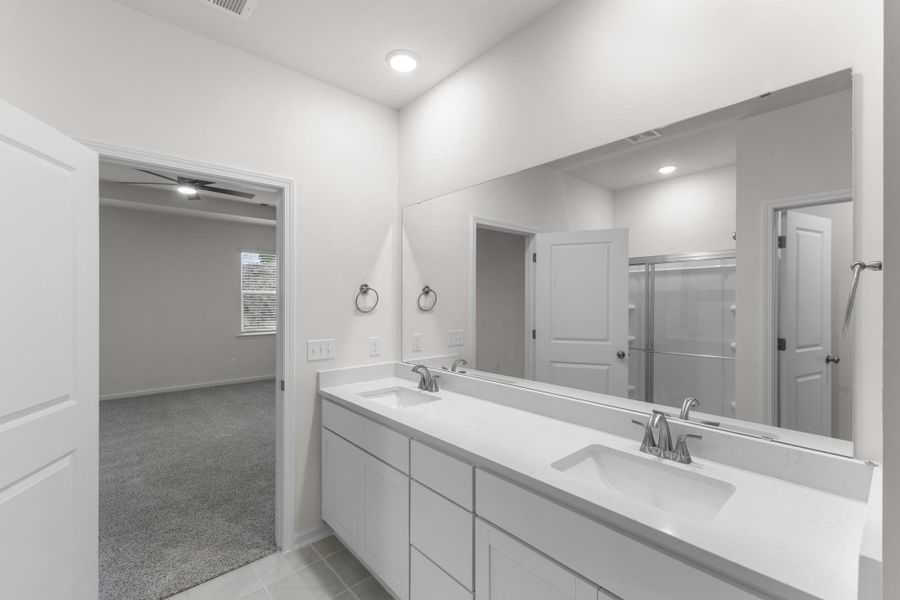 Furnished interior view inside a new home in Hitchcock Preserve 55', Aiken (Image 10).