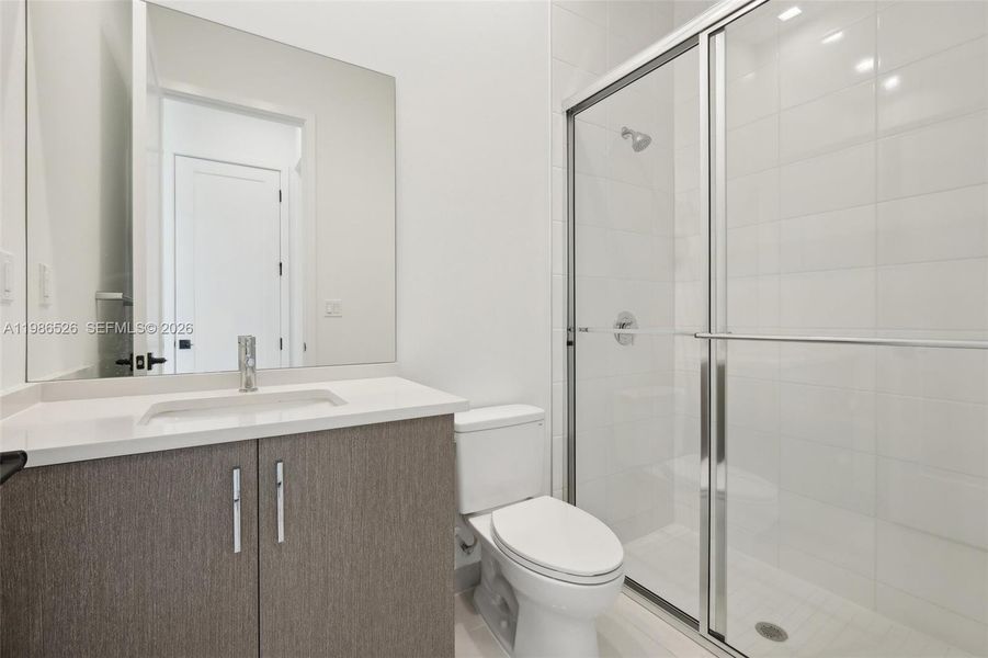 Furnished interior view inside a new home in , Palm Beach Gardens (Image 11).