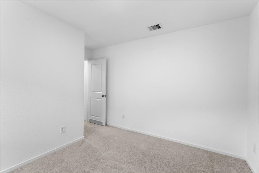 Spacious, unfurnished interior of a new home in Indian Springs, Crosby (Image 21).