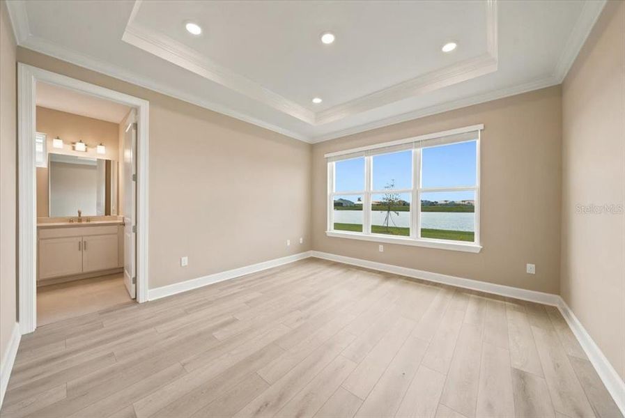 Spacious, unfurnished interior of a new home in Coasterra Community Group Page, Palmetto (Image 29).