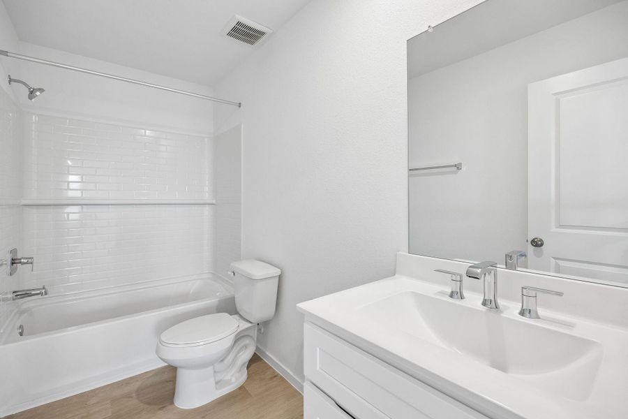 Furnished interior view inside a new home in Stokesbury, Waller (Image 11).
