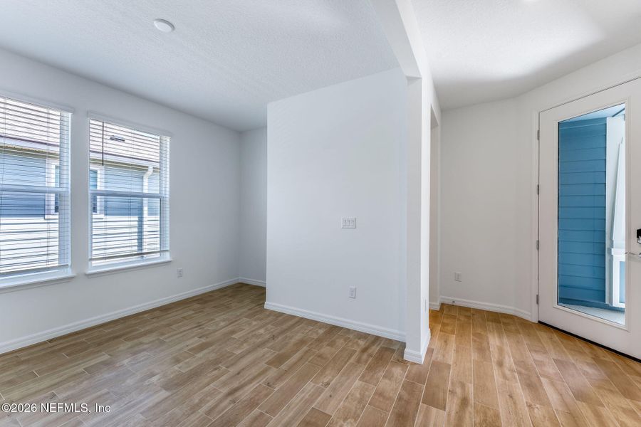 Spacious, unfurnished interior of a new home in , Yulee (Image 21).