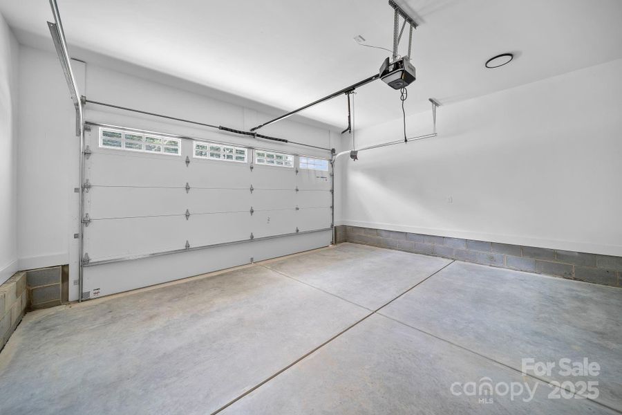 Image 39 of a home in .