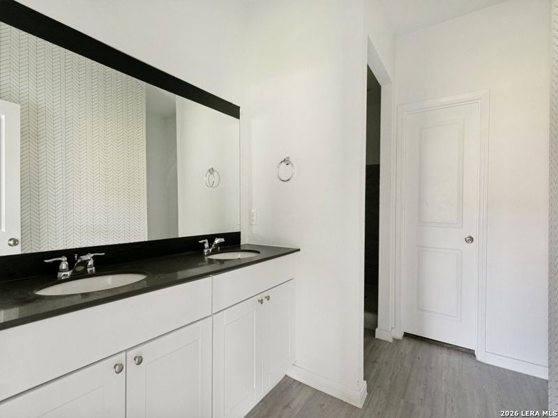 Image 18 of a home in .