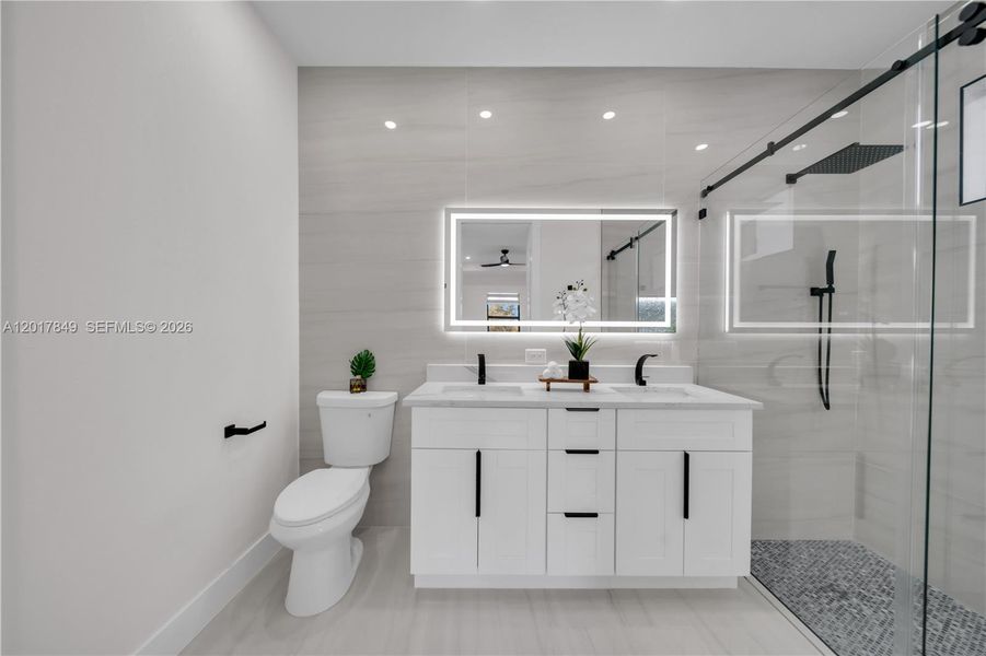 Furnished interior view inside a new home in , Lehigh Acres (Image 15).