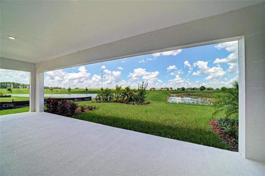 Exterior details and patio area of a home in Mirada, San Antonio (Image 2).