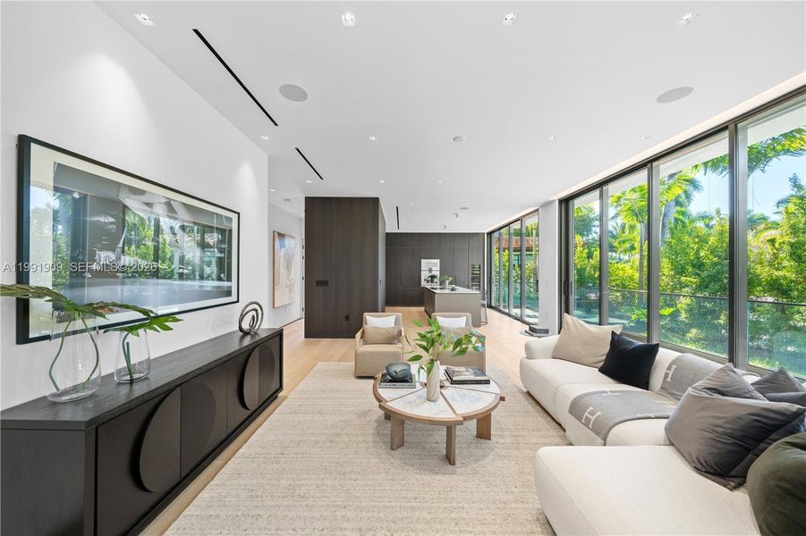Furnished interior view inside a new home in , Miami Beach (Image 9).