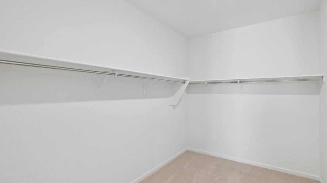 Spacious, unfurnished interior of a new home in Copper Falls, Buckeye (Image 27).