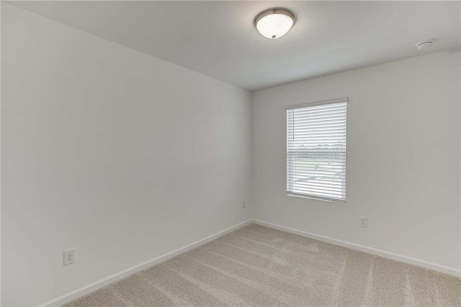 Spacious, unfurnished interior of a new home in Laurelwood, Douglasville (Image 16).
