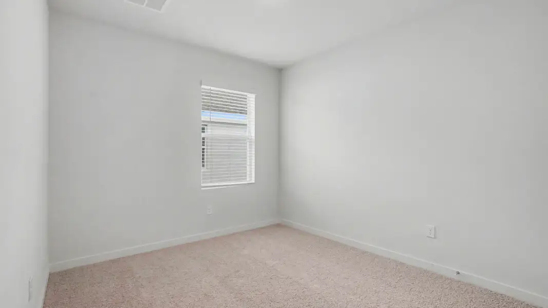 Spacious, unfurnished interior of a new home in Venetian Grove, Vero Beach (Image 20).