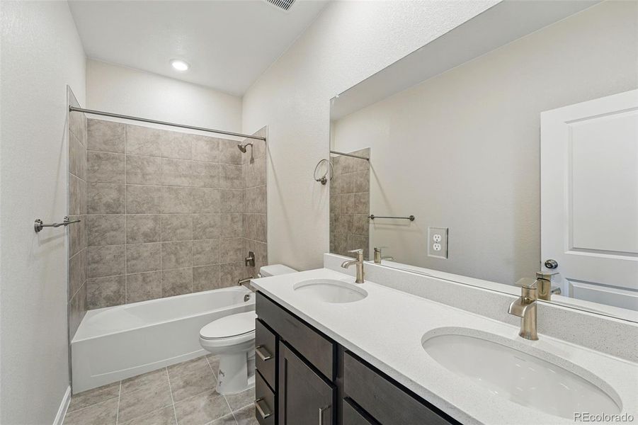 9374 Quartz Street ~ Ready Now