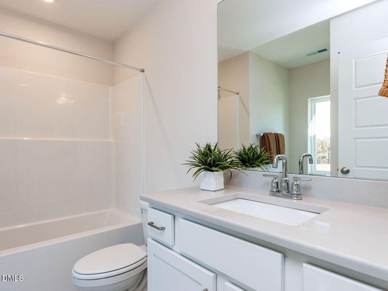 026-1280x960-bathroom