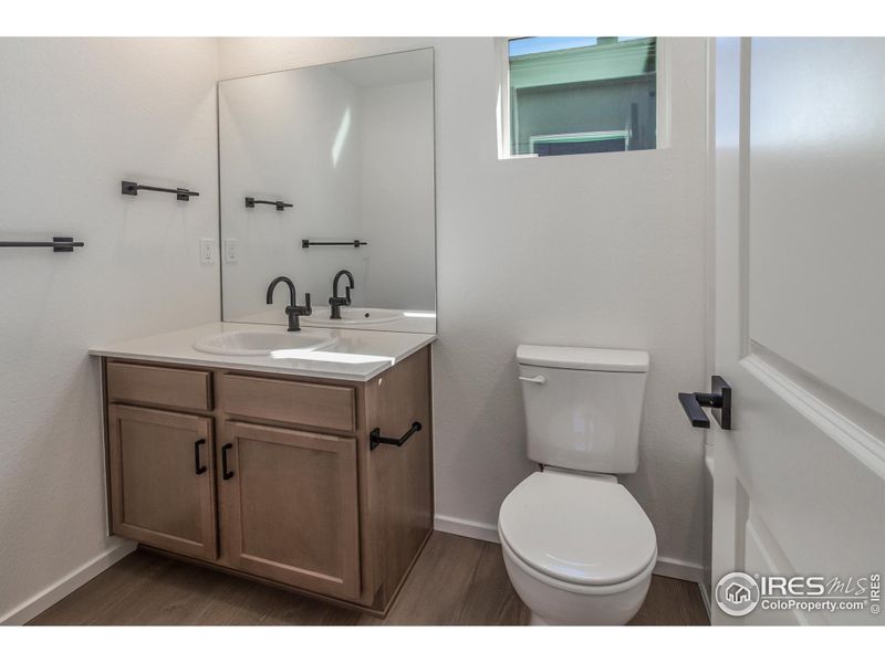 EXAMPLE PHOTO: SHARED BATH