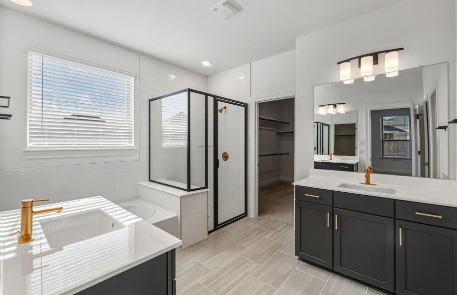 Furnished interior view inside a new home in Santa Rita Ranch, Liberty Hill (Image 8).