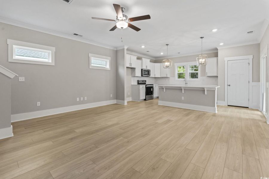 Image 36 of a home in White Oak Estates.