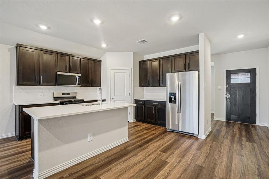 Furnished interior view inside a new home in Windmore, Princeton (Image 15).