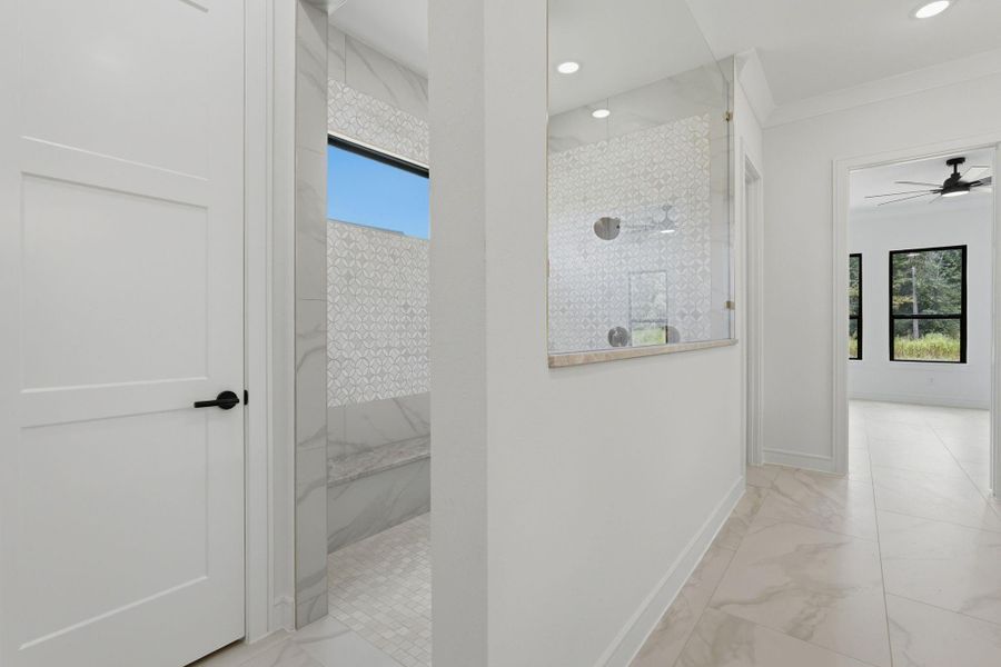 Spacious, unfurnished interior of a new home in , Willis (Image 47).