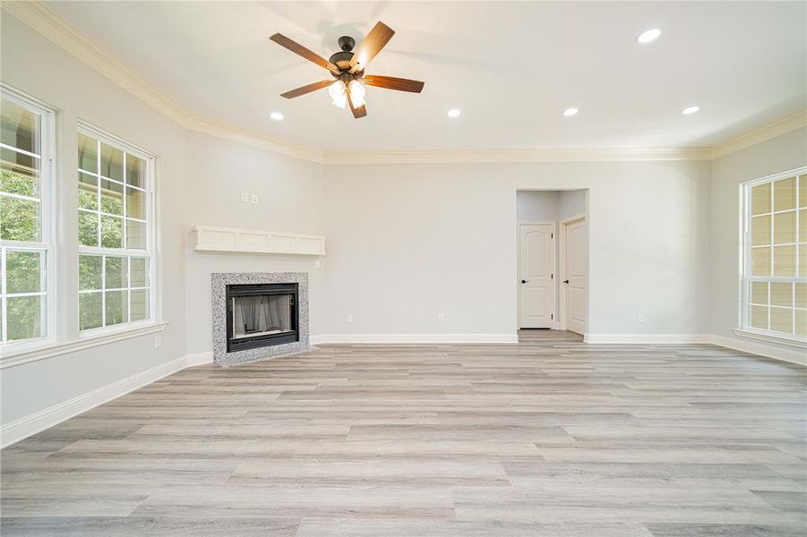 Spacious, unfurnished interior of a new home in , Gladewater (Image 22).