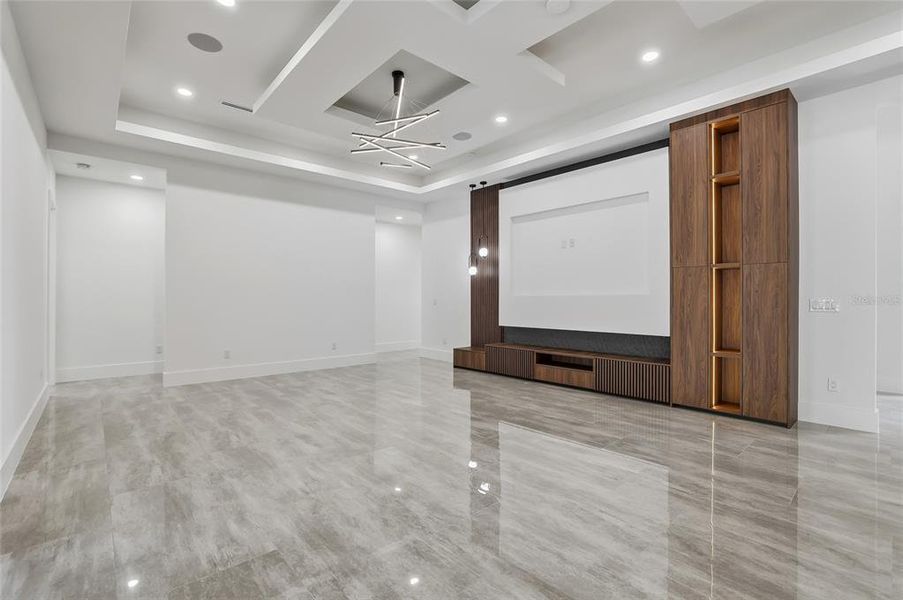 Spacious, unfurnished interior of a new home in , Tampa (Image 82).