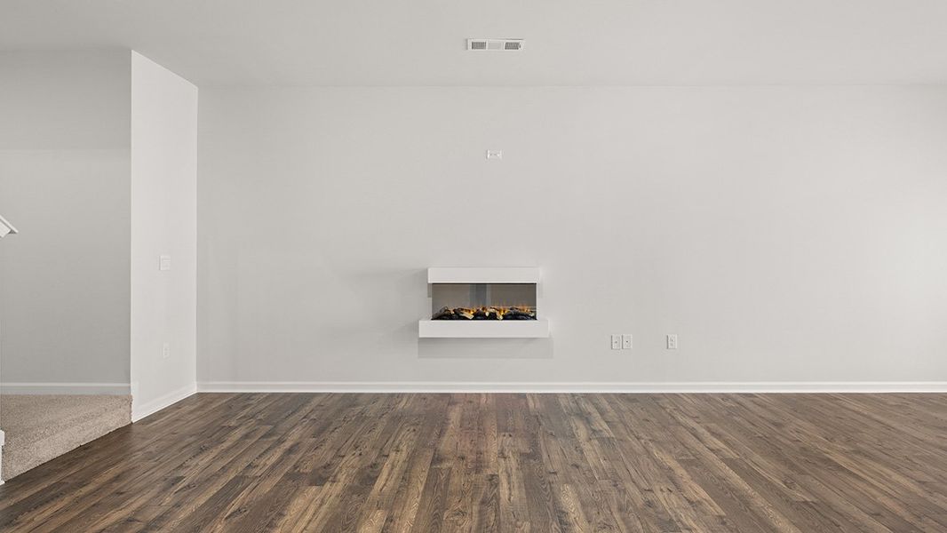 Spacious, unfurnished interior of a new home in Mountain Park, Dahlonega (Image 14).