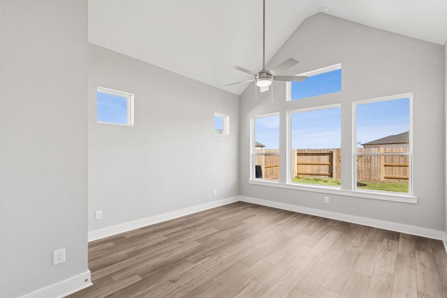 Spacious, unfurnished interior of a new home in ARTAVIA 50' Homesites, Conroe (Image 22).