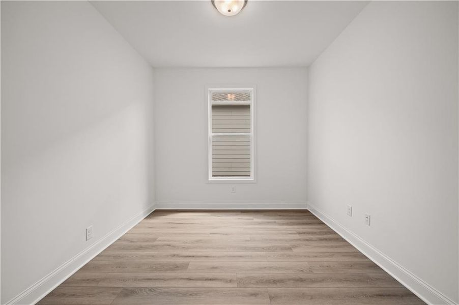 Spacious, unfurnished interior of a new home in Echols Farm, Hiram (Image 22).