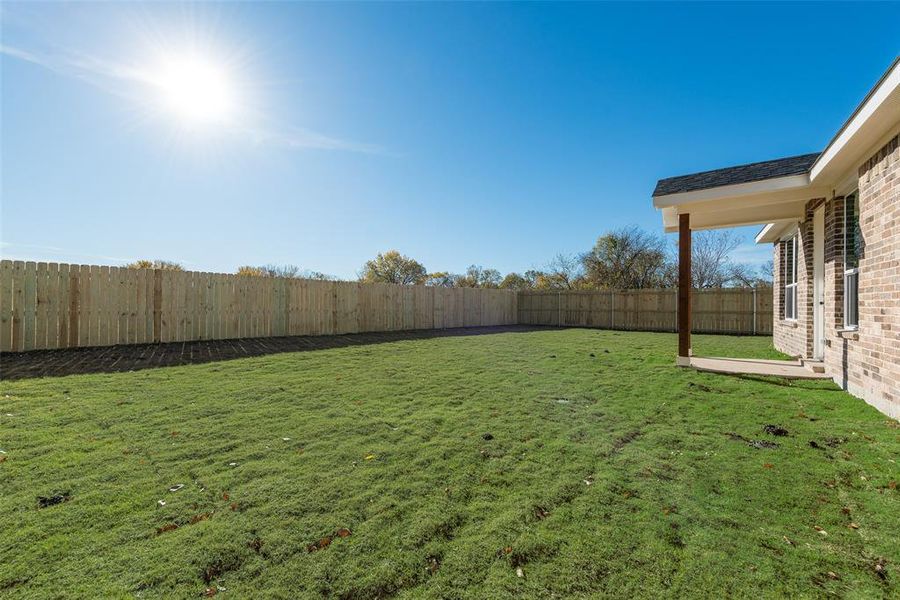 Exterior details and patio area of a home in , Forney (Image 3).