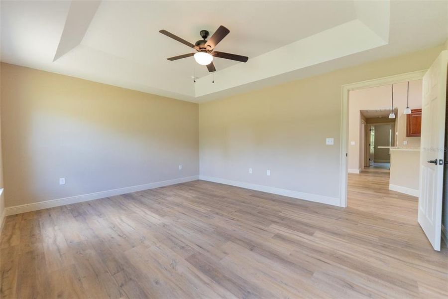 Spacious, unfurnished interior of a new home in Marion Oaks, Ocala (Image 36).