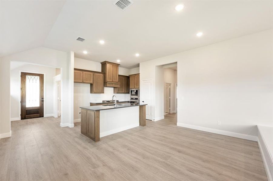 Image 36 of a home in Sunset Ridge.