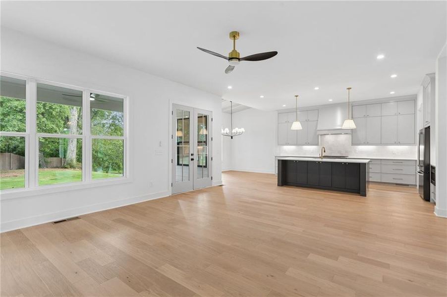 Spacious, unfurnished interior of a new home in , Atlanta (Image 28).