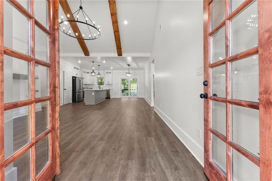 Spacious, unfurnished interior of a new home in , Gainesville (Image 26).