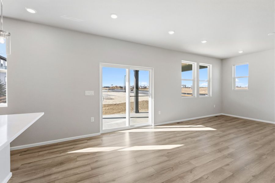 Spacious, unfurnished interior of a new home in Talon Pointe, Thornton (Image 10).